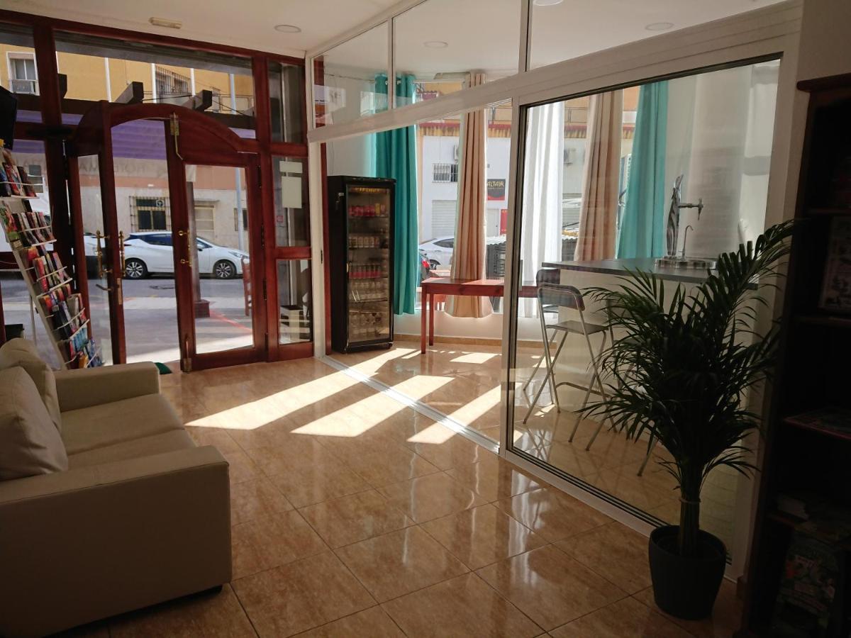 Hotel Manantiales Τορρεμολίνος Εξωτερικό φωτογραφία