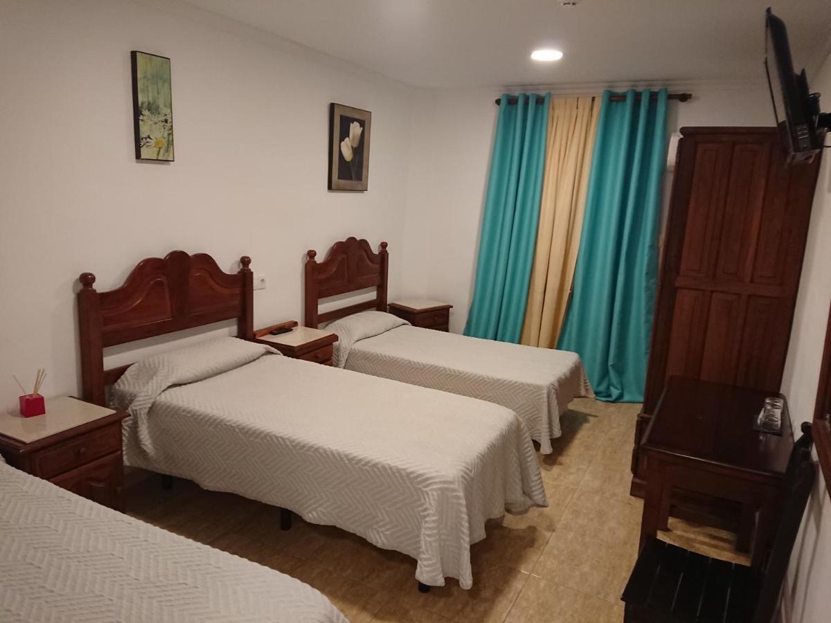 Hotel Manantiales Τορρεμολίνος Εξωτερικό φωτογραφία