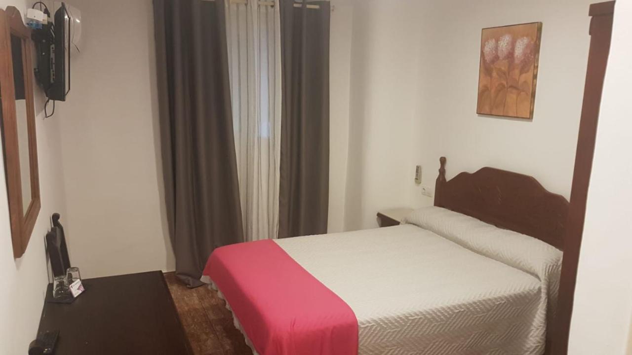 Hotel Manantiales Τορρεμολίνος Εξωτερικό φωτογραφία