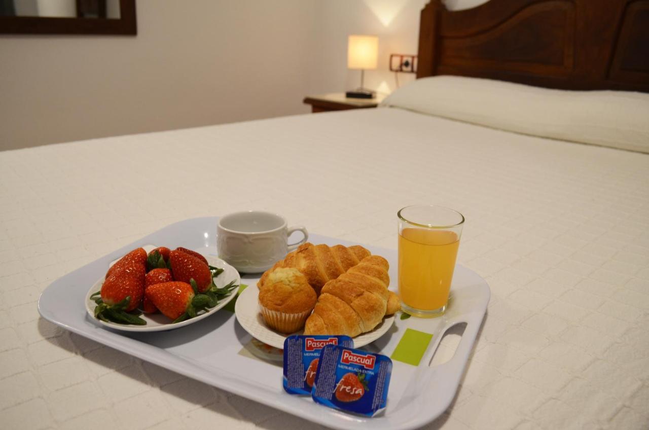 Hotel Manantiales Τορρεμολίνος Εξωτερικό φωτογραφία